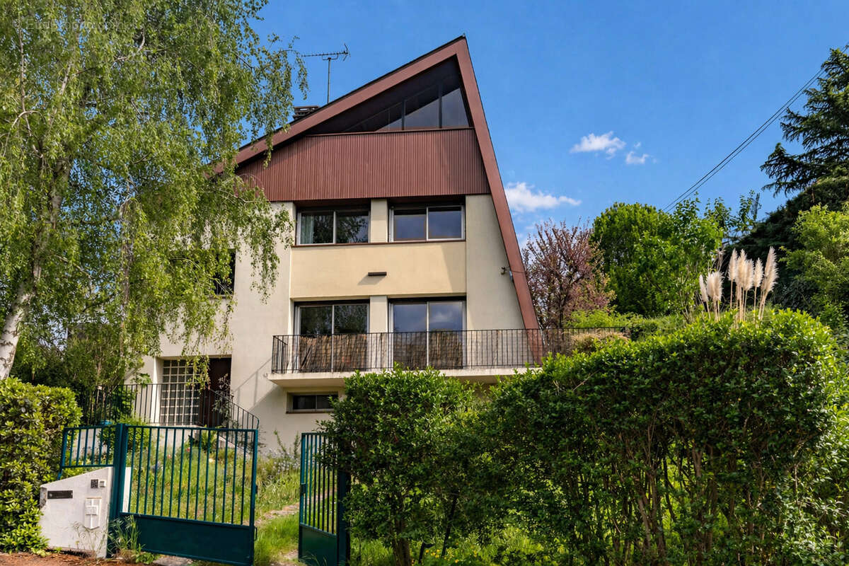 Maison à LE PECQ