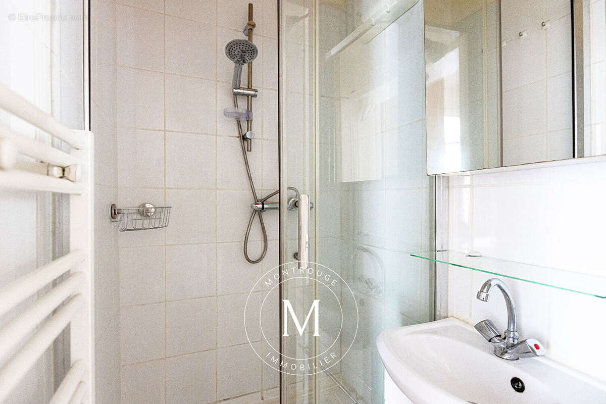 Appartement à MONTROUGE