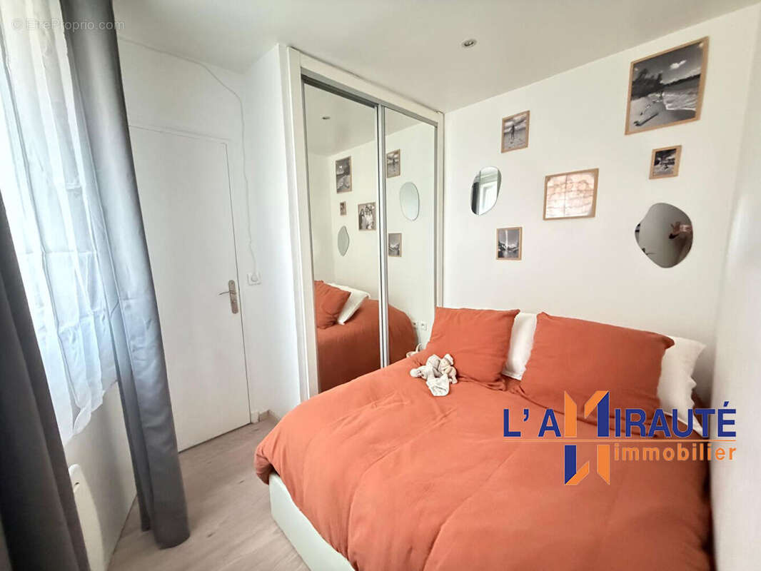 Appartement à HOUILLES