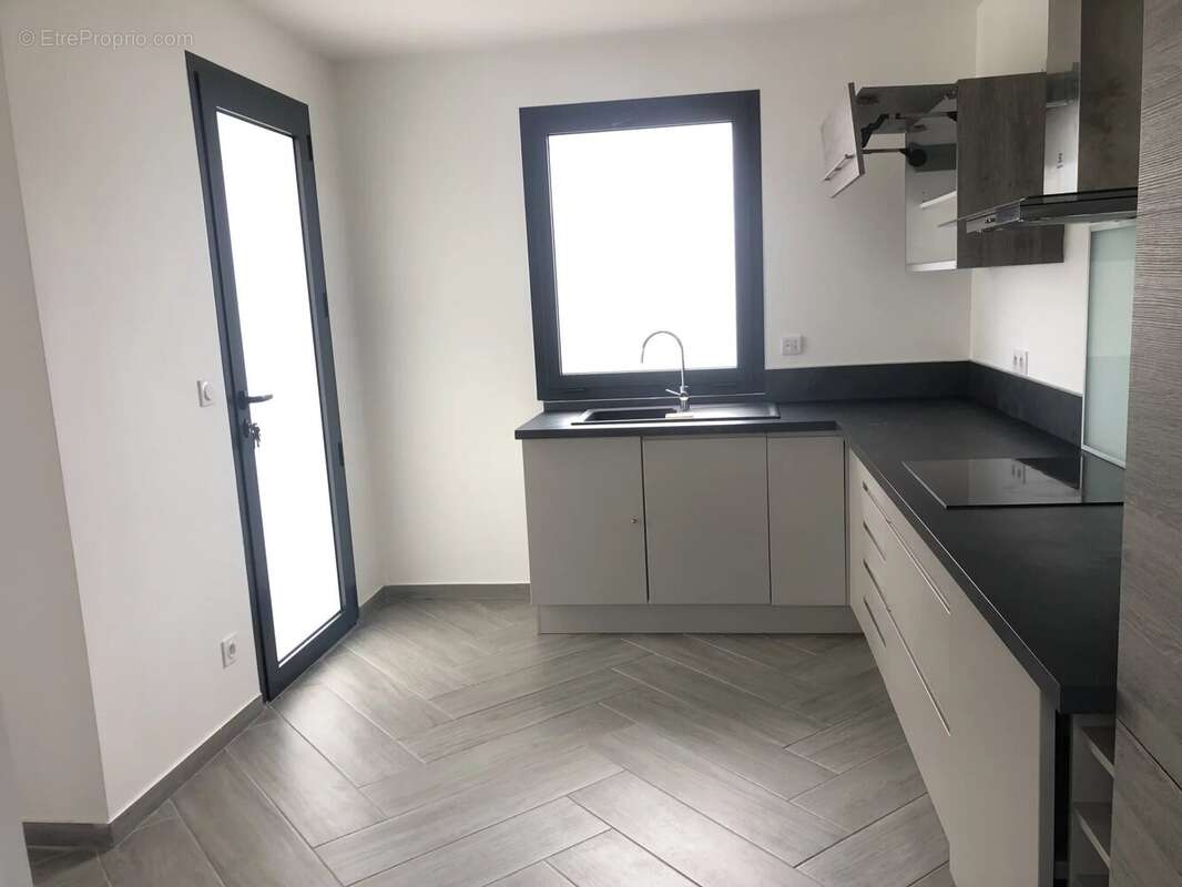 Maison à SARTROUVILLE