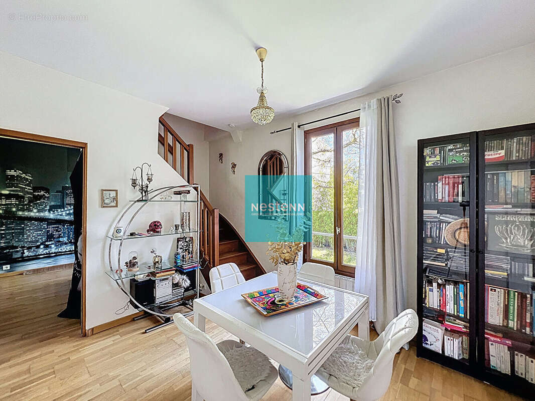 Maison à FRANCONVILLE