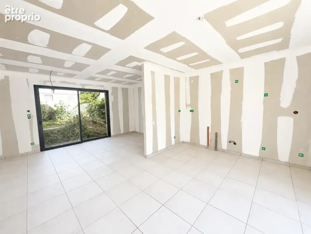 Maison neuve BRS T4 de 81,34 m2 avec jardin, garage et parking privatif   Disponible décembre 2026 - photo 2