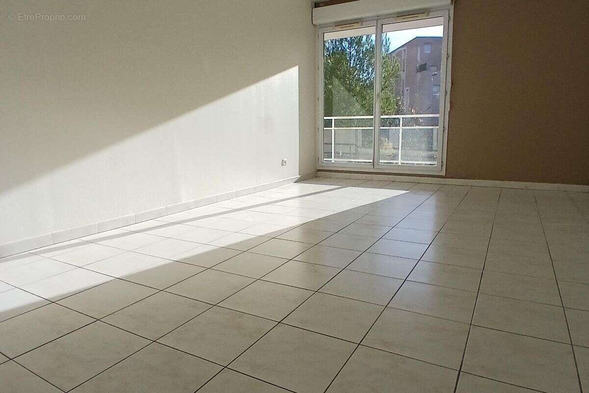 Appartement à MARSEILLE-9E