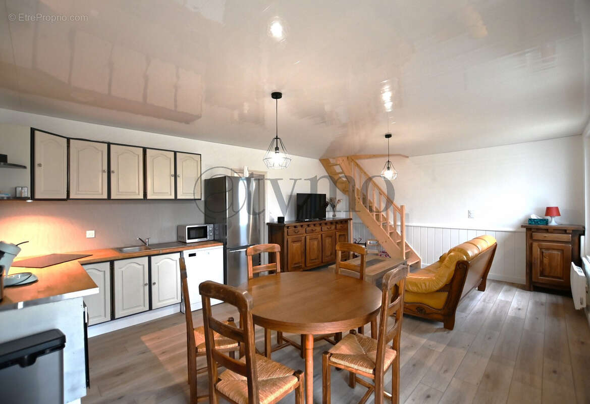 Maison à PLOUNEVEZ-QUINTIN