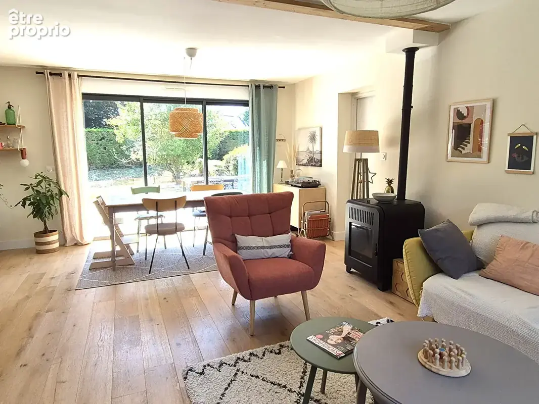 Maison contemporaine à proximité du bourg - photo 3