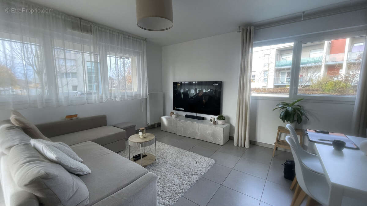 Appartement à TINQUEUX