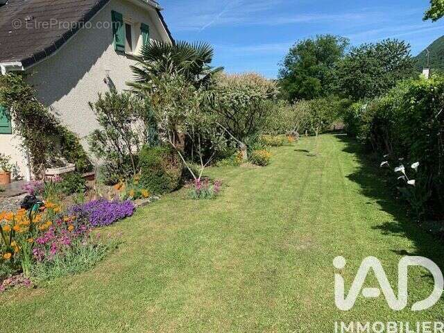 Maison 92 m² à Asasp-Arros  - photo 8