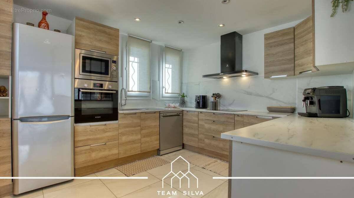 Maison à ROUSSILLON