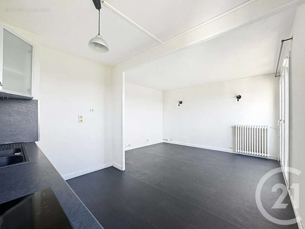 Appartement 42 m² à Reims  - photo 4