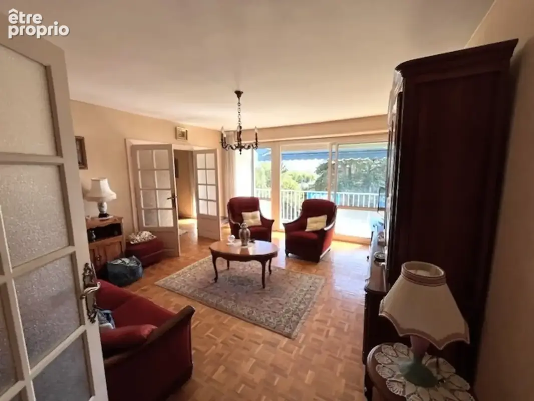 Appartement 70m², 2 chambres Quartier Bel Air LA ROCHELLE (17) - photo 2
