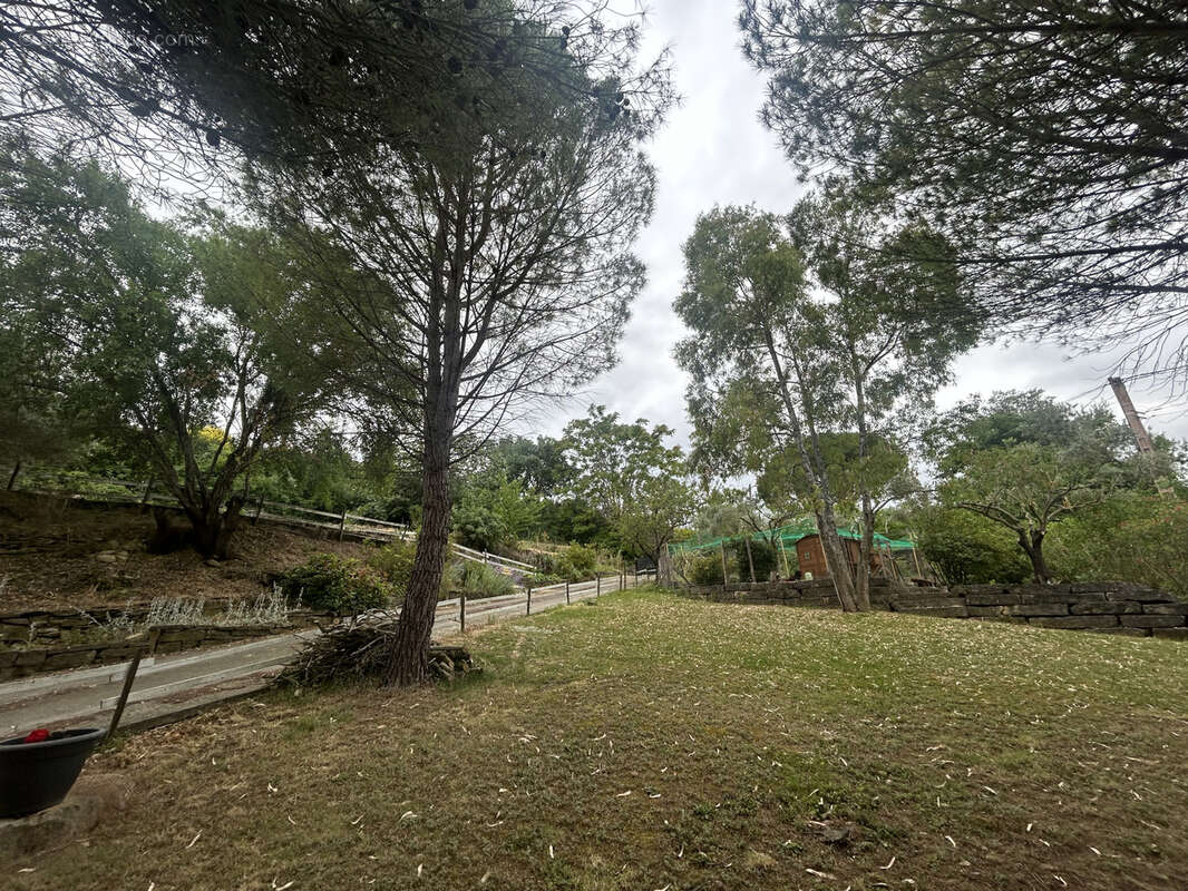 Magrie - Villa de plain-pied sur terrain arboré de 4709m2- Piscine et dépendances - photo 19