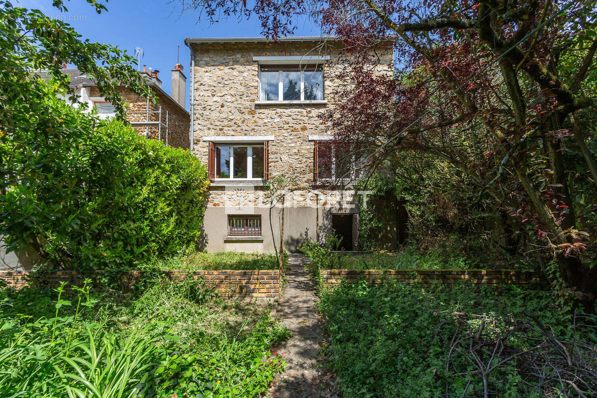 Maison à ATHIS-MONS