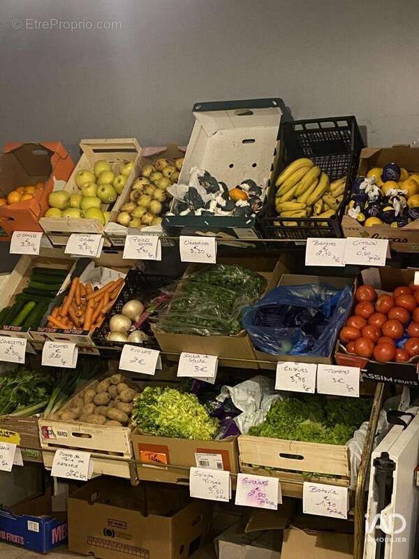 Photo 9 - Commerce à TALAIRAN