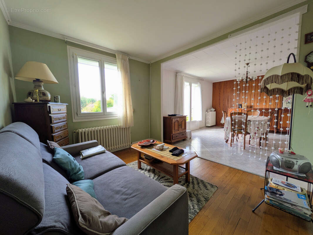 Maison à CHALETTE-SUR-LOING