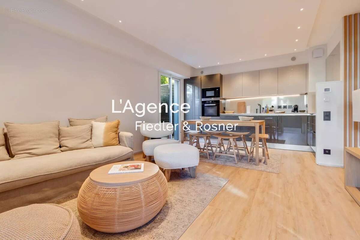 Appartement à SAINT-TROPEZ