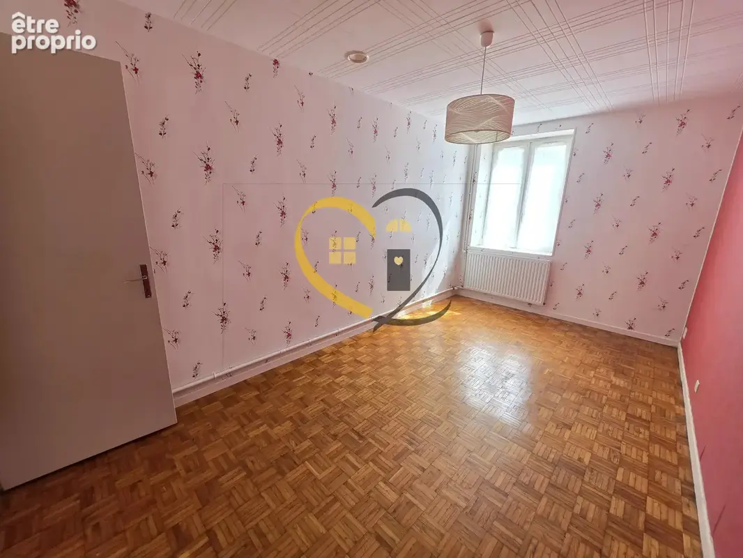 Maison de plain-pied – 3 chambres, dépendances et terrain de 2 116 m² - photo 11