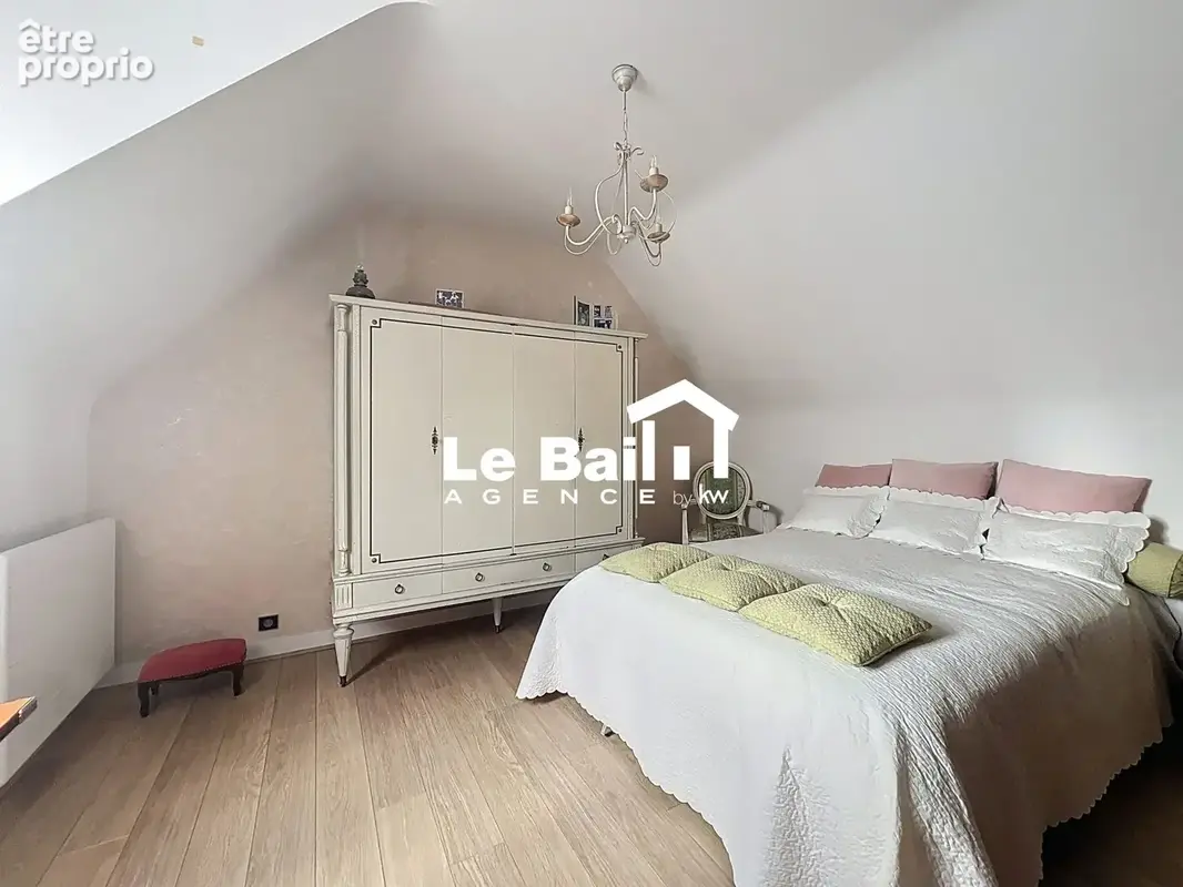 Maison 135 m² à Cergy  - photo 8