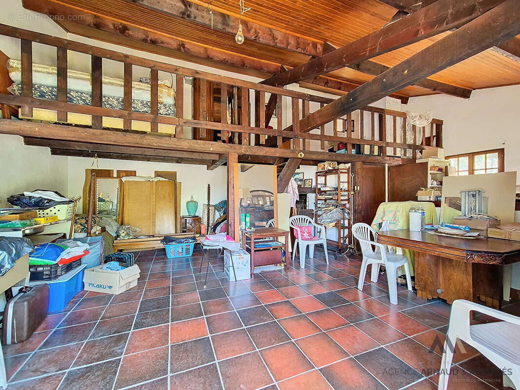 Maison à LA CADIERE-D'AZUR