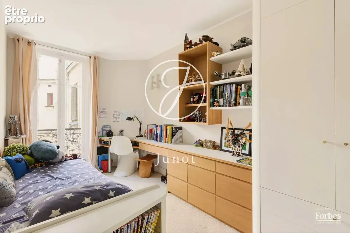 Paris 16e - SPONTINI / LONGCHAMP - Appartement à vendre - 5 pièces - 145,02m² Carrez - 3 chambres - Balcons 4,24 m² -  Charme de - photo 20