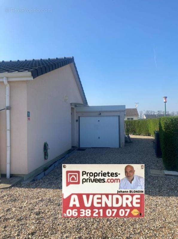 Maison à YERVILLE