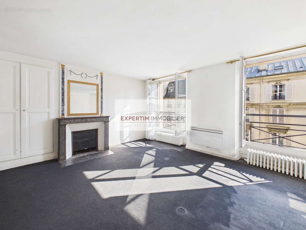 Appartement à VERSAILLES