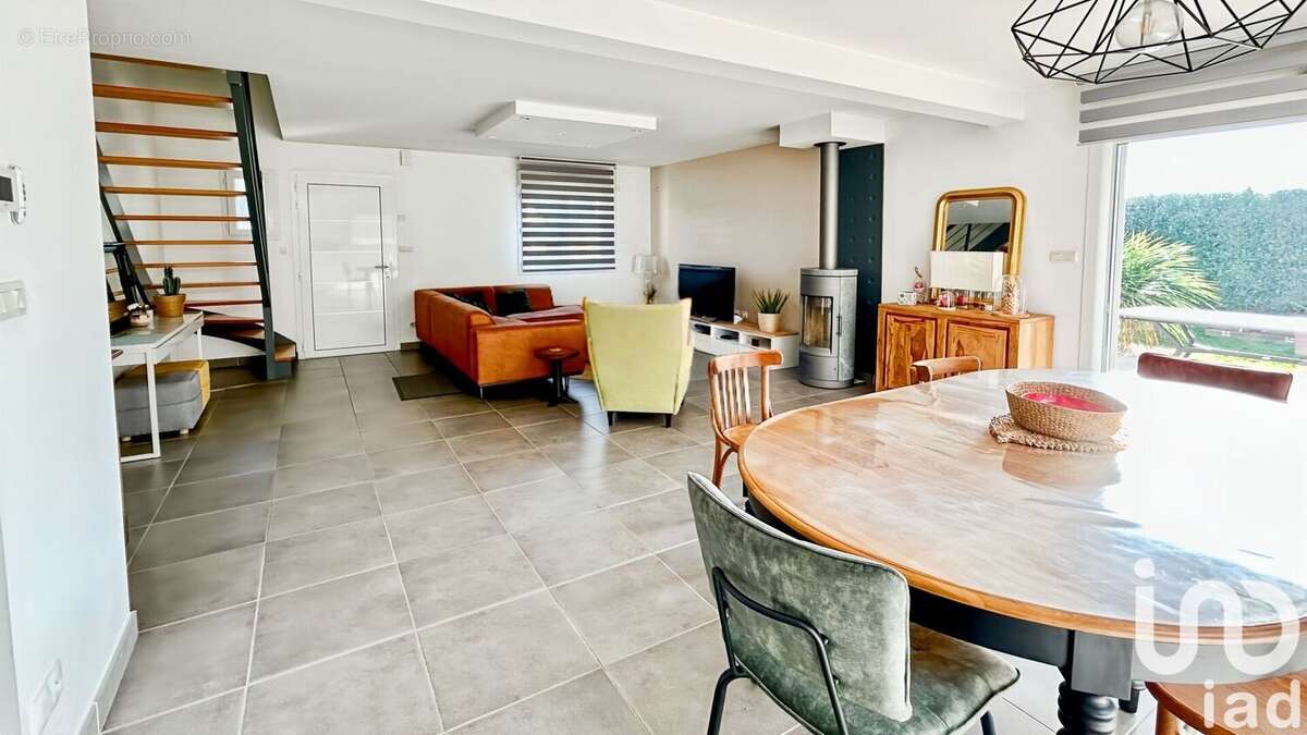 Photo 5 - Maison à SAINT-JEAN-DE-LINIERES