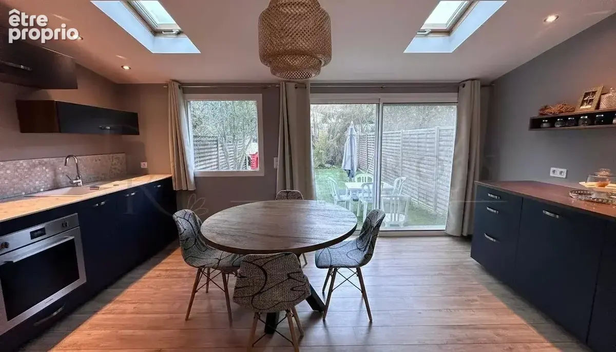 À 2 minutes du village : la petite maison dont tout le monde rêve - photo 2