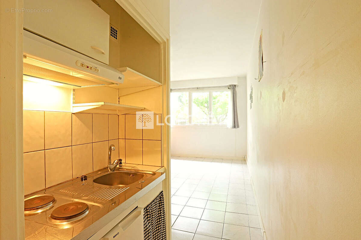 Appartement à PARIS-14E