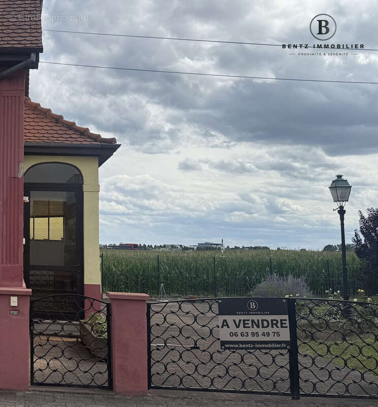 Maison à NIEDERHAUSBERGEN