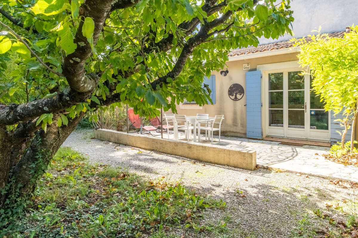 Maison à LORIOL-DU-COMTAT