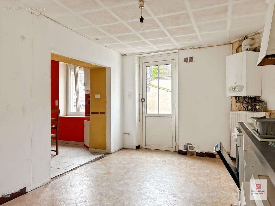 Maison à PRECIGNE