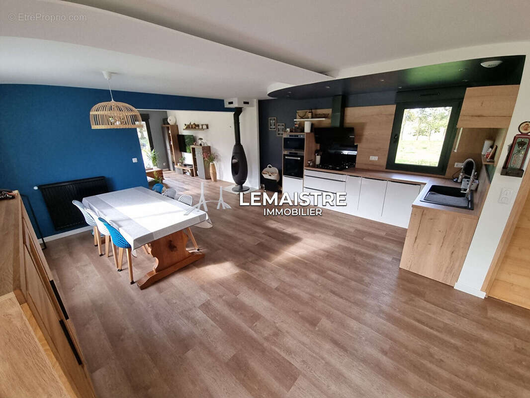 Maison à SAINT-ROMAIN-DE-COLBOSC