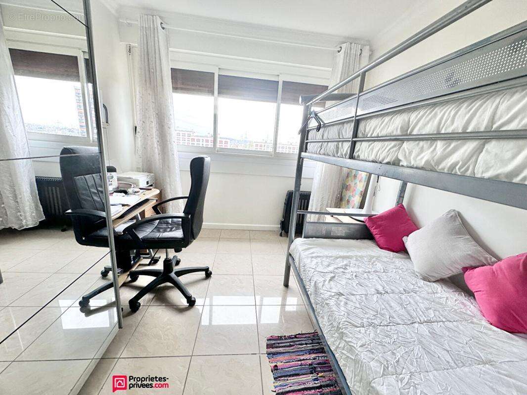 Appartement à SARCELLES