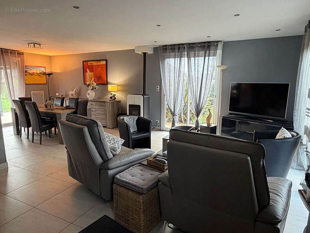 Maison à BERVILLE-SUR-SEINE