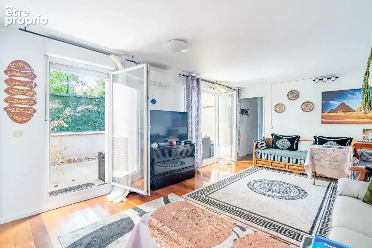 Appartement 4 pièces 77 m² avec terrasse de 18 m² à Stains - photo 3