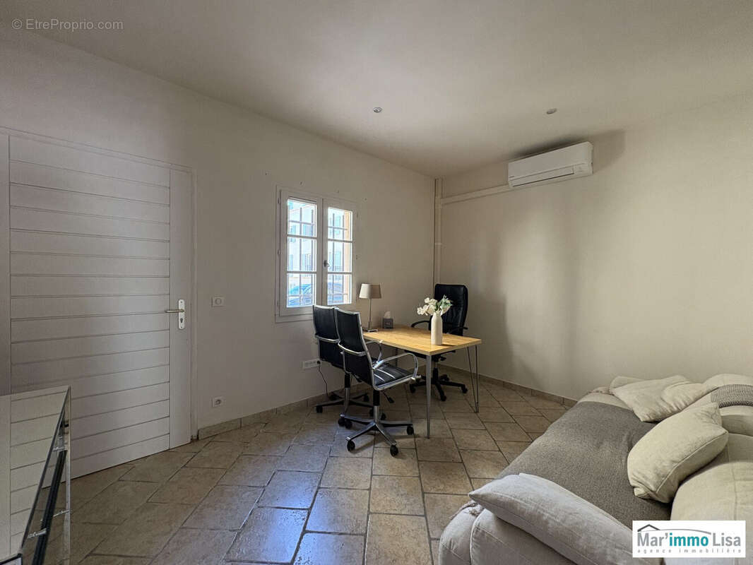 Commerce à MALLEMORT