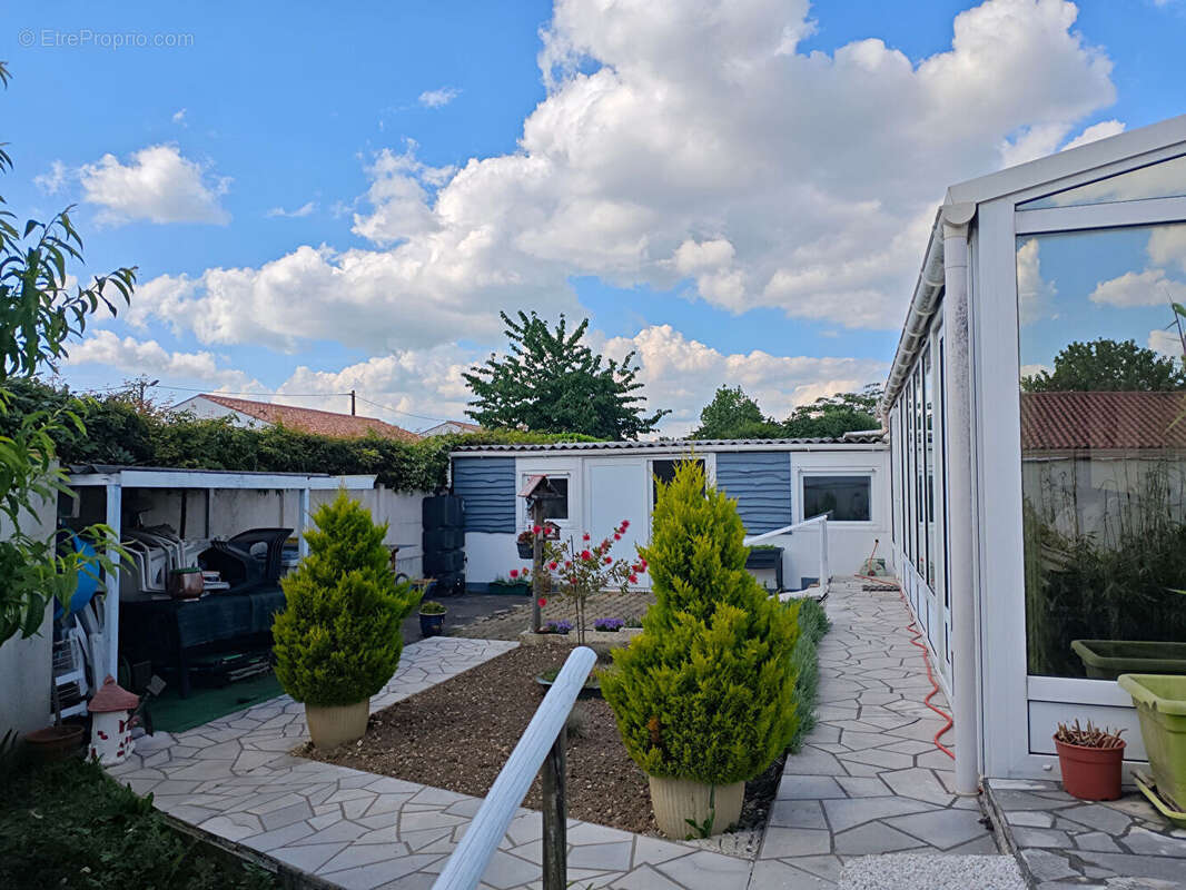 Maison à TONNAY-CHARENTE