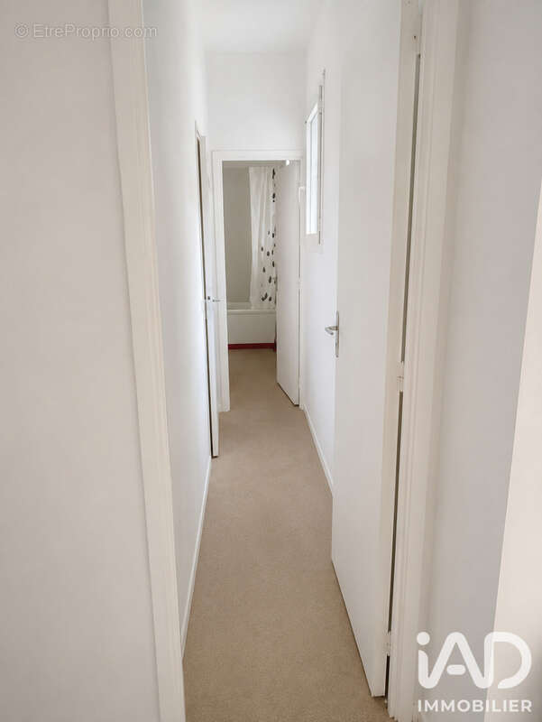 Appartement 32 m² à Angers  - photo 2