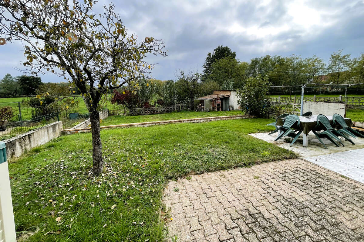 Maison indépendante avec logement séparé   7 pièces   125 m2   Terrain 750 m2   Digoin - photo 3