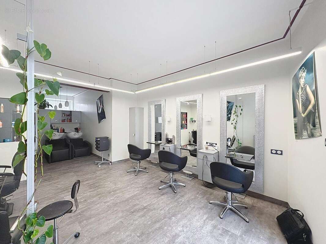 Photo 2 - Commerce à CHATEAUROUX