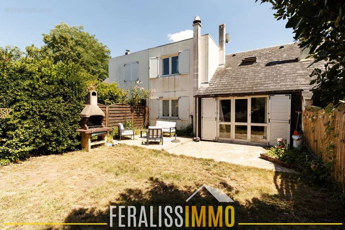 Maison à CERGY