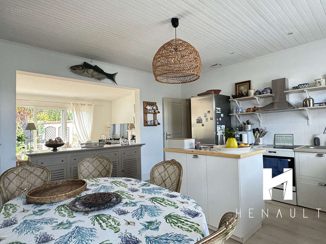 Maison à SAINT-MARTIN-DE-RE