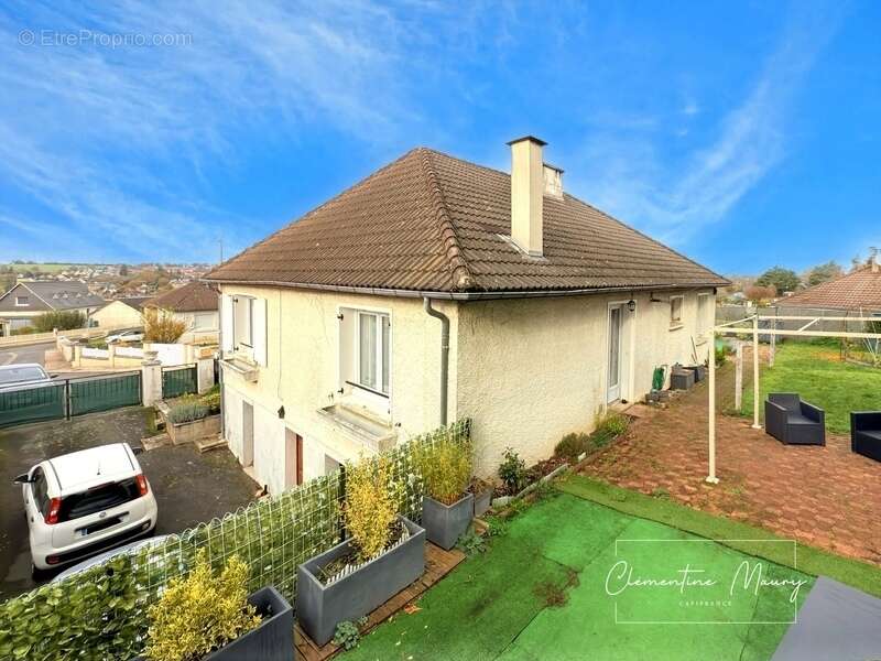 Maison à SAINT-CALAIS