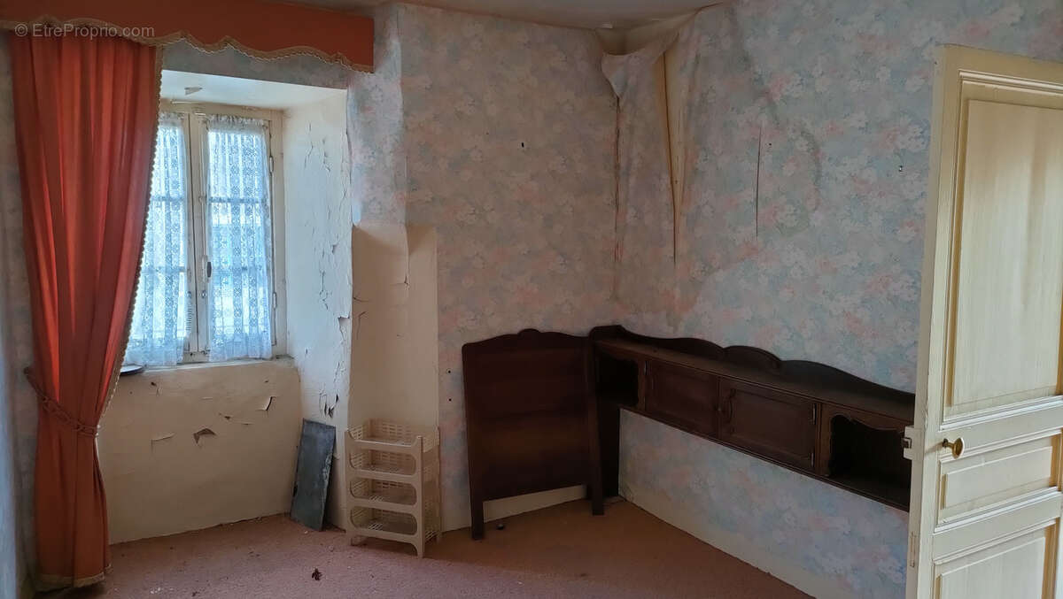 Maison de village en pierre - photo 4