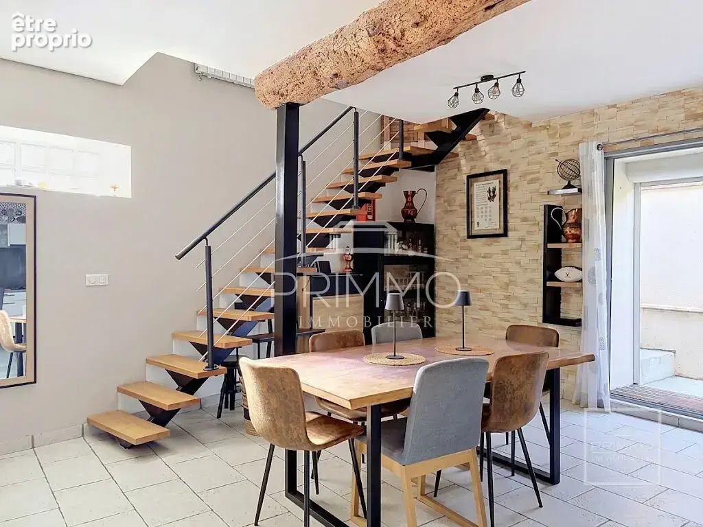 Photo Maison à Chazay-D'azergues au prix de 420 000€