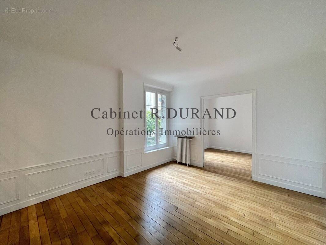 Appartement à COLOMBES