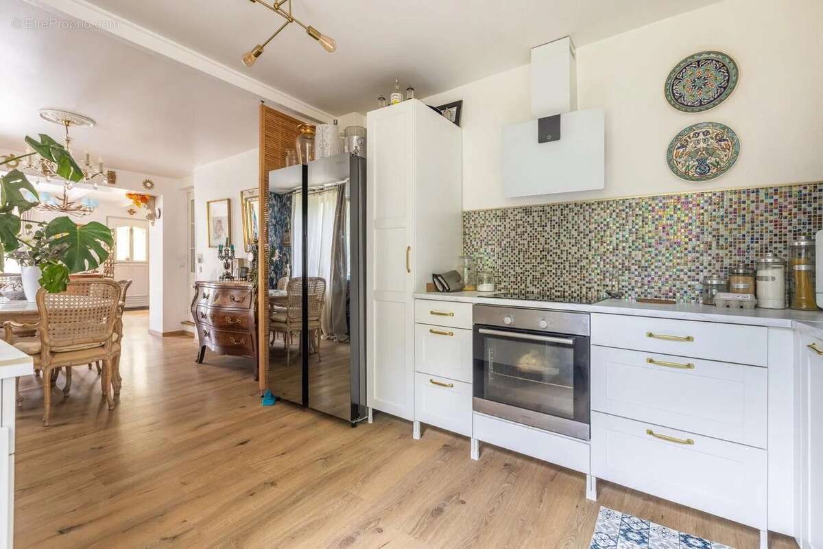 Escarene : bien rare sur le secteur ! propriété de charme avec maison individuelle 4 pièces, 3 chambres, bureau, 185m²  en total - photo 12