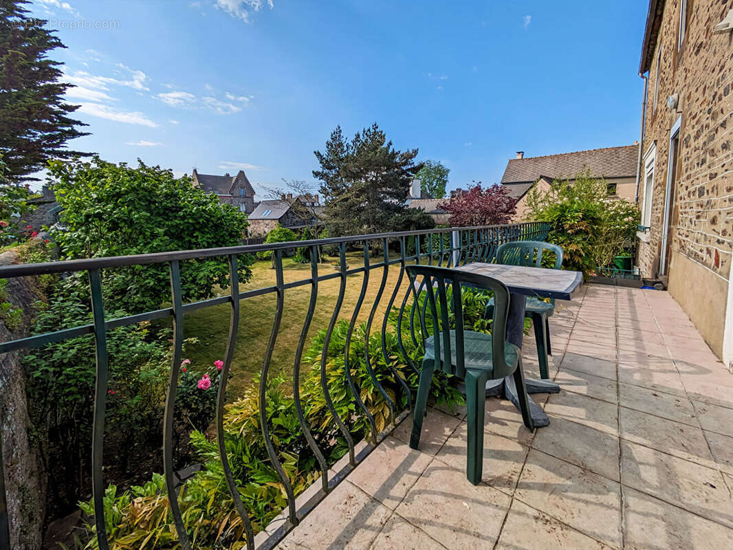 Maison à DOL-DE-BRETAGNE