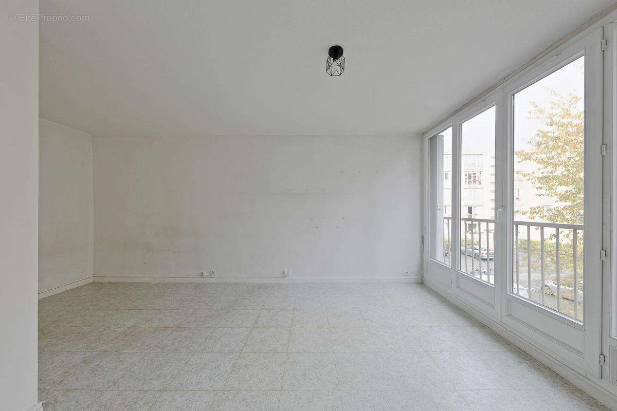 Appartement à LE PLESSIS-TREVISE