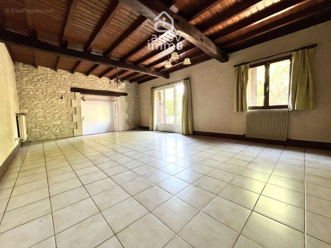 Neuville de poitou (86170) - maison 130 m2 - 3 chambres - ja - photo 4